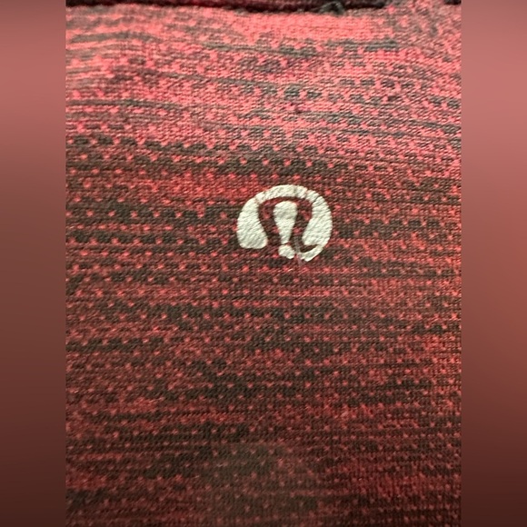 Lululemon Performance Long Sleeve Red Black Stretch 1/4 Zip Pull Over Top - Picture 3 of 6